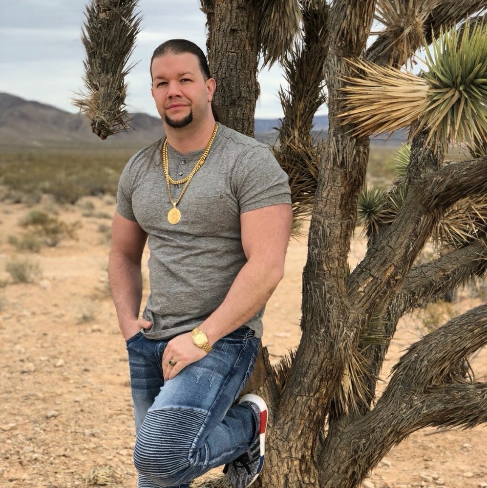 Meet your Posher, Peter Magran